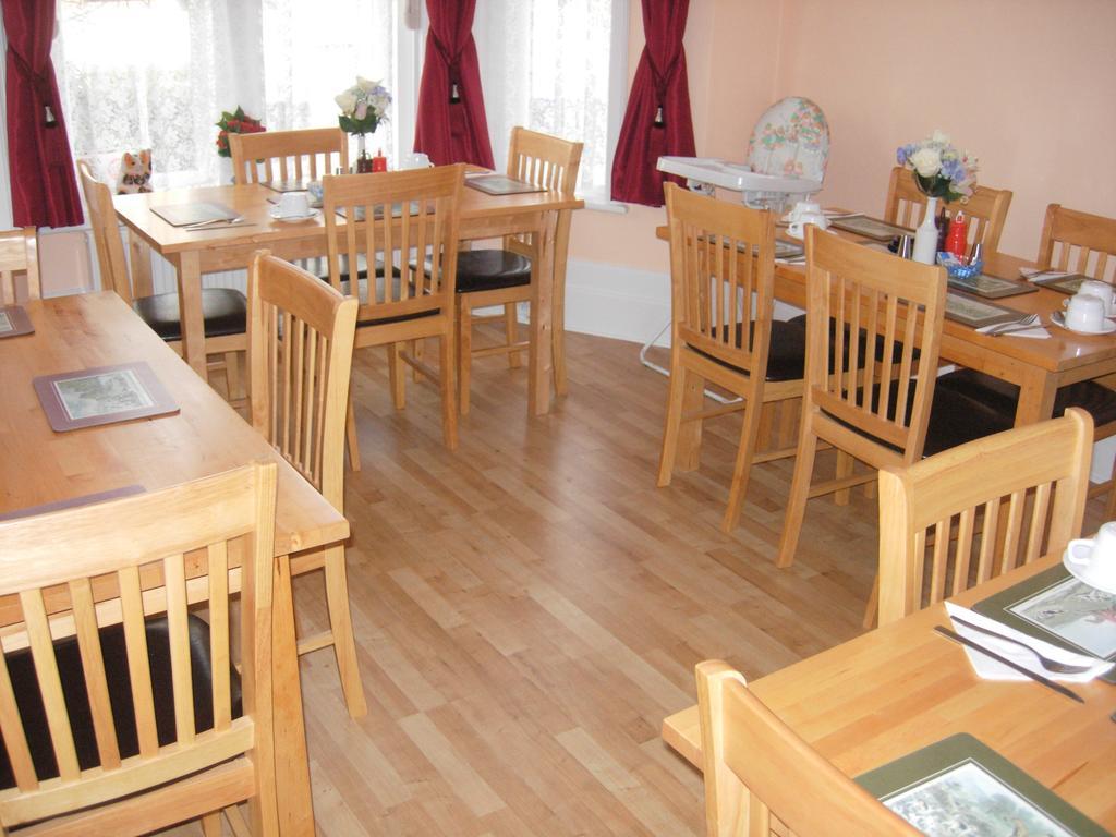 Longfield Guest House Dover Bagian luar foto